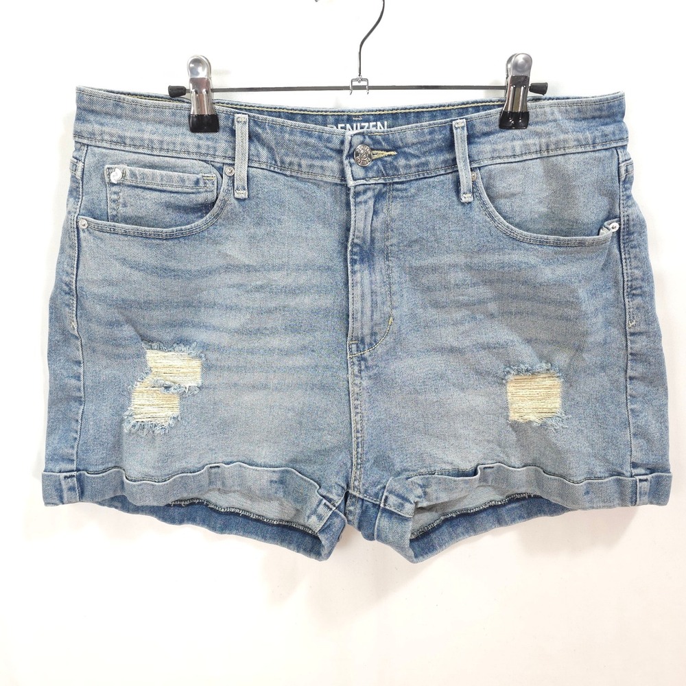 Denizen Mom Shorts Womens 15/32 Distressed Light Wash Denim Retro High Rise Blue